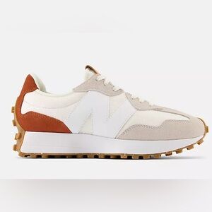 {Women’s} New Balance 327 sneakers
